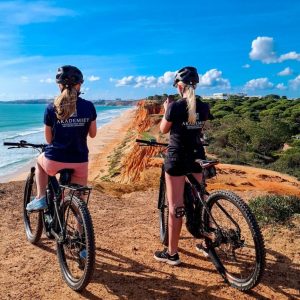 Passeio de E-Bike por Albufeira e as Falésias